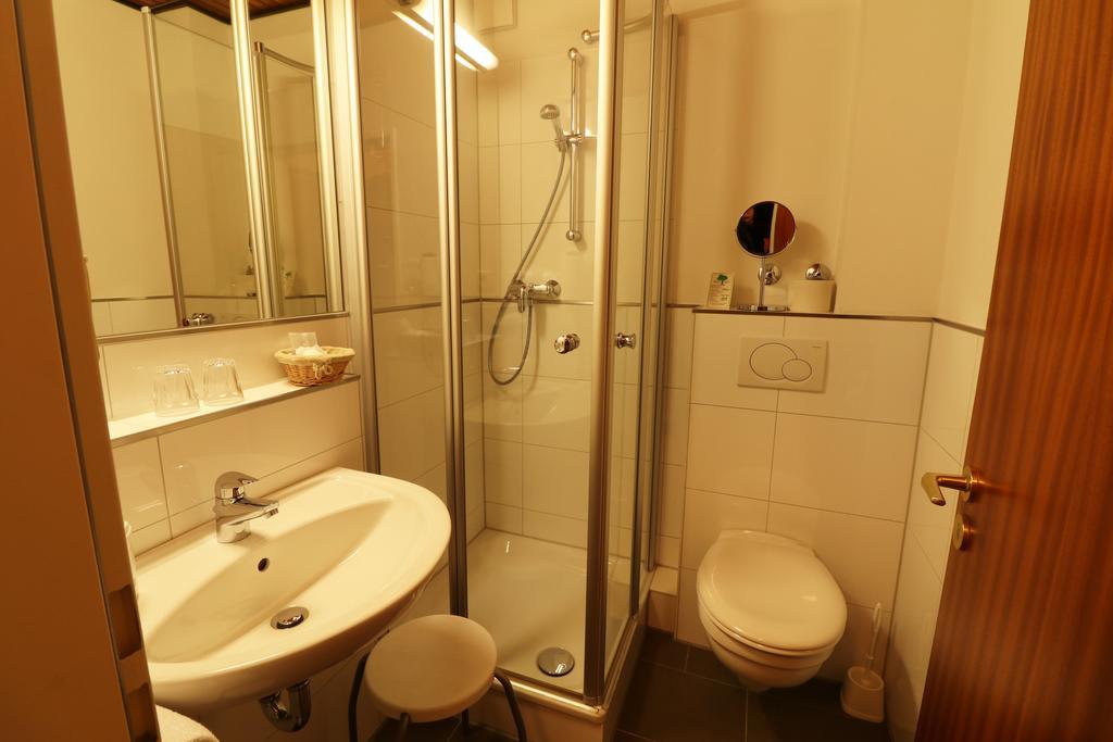 זיוון Hotel Central מראה חיצוני תמונה