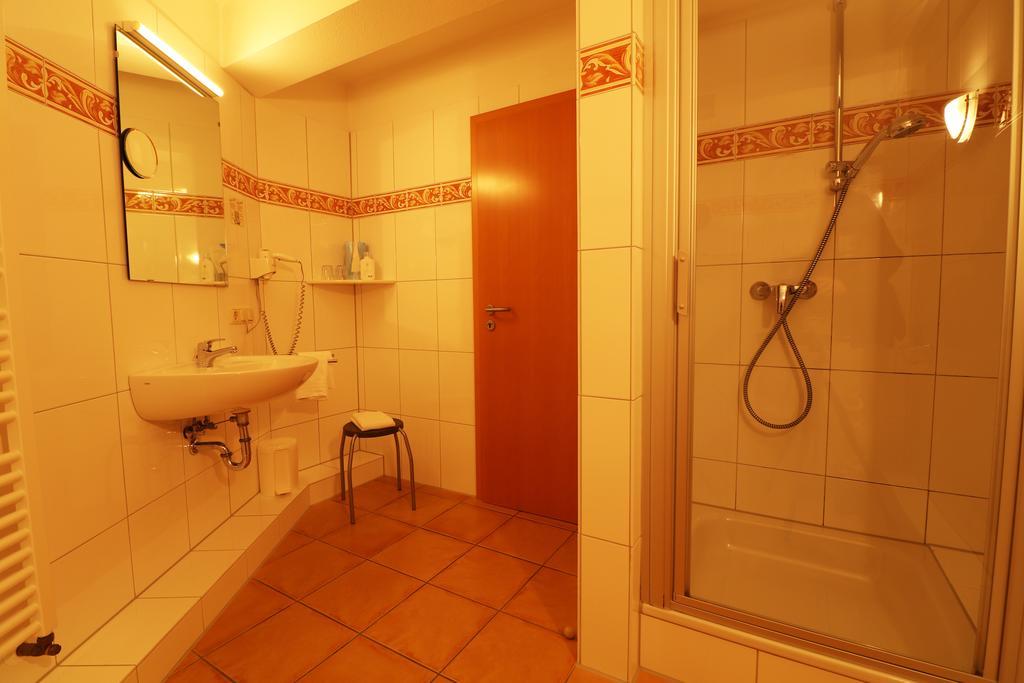 זיוון Hotel Central מראה חיצוני תמונה